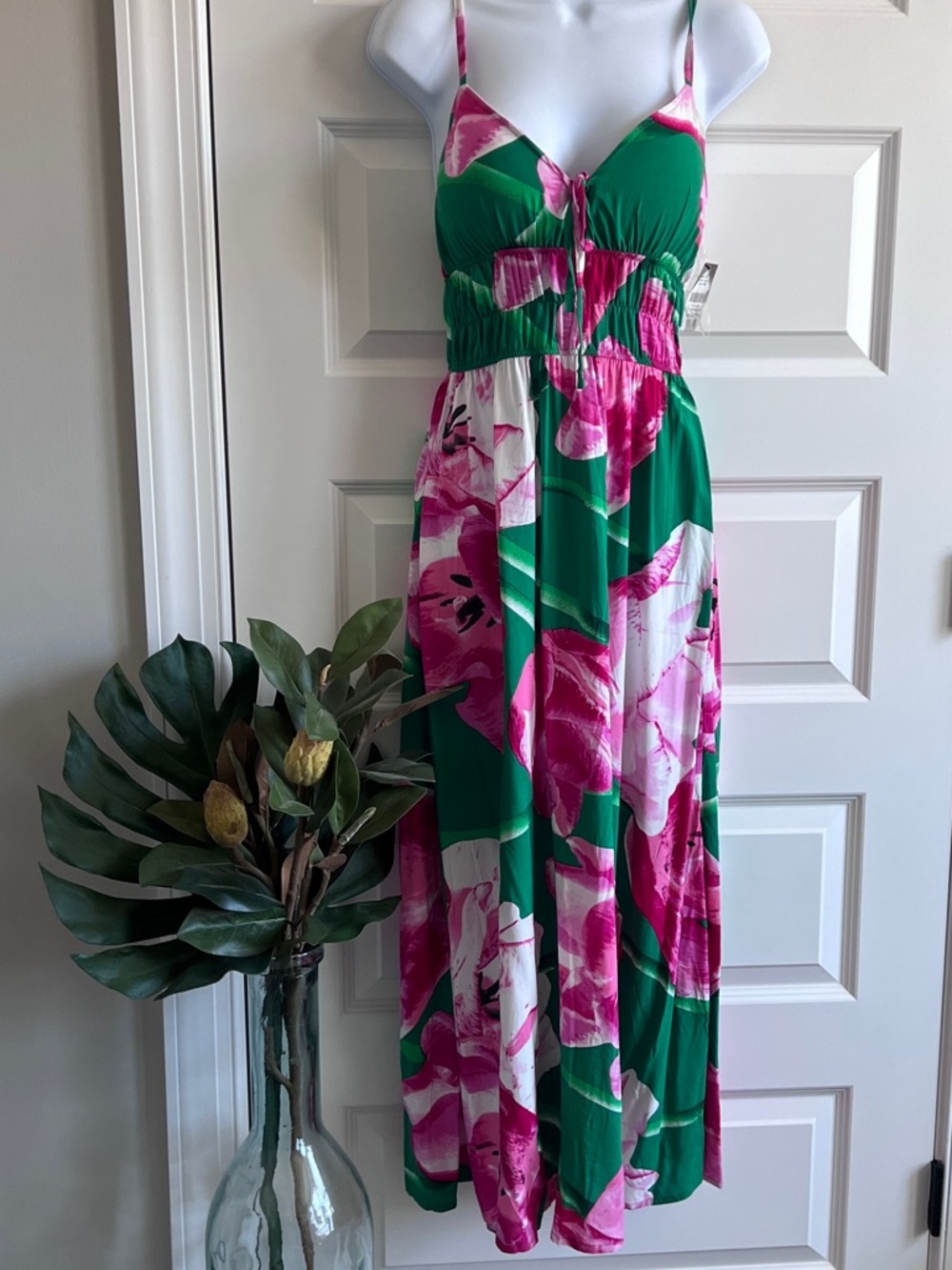 JOLIE & JOY Tropical Maxi Size Small NWT Cece